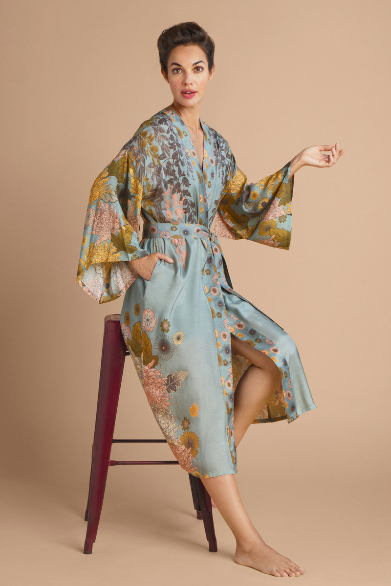 Powder Ice Wisteria Design Kimono | Earthstore Boutique UK